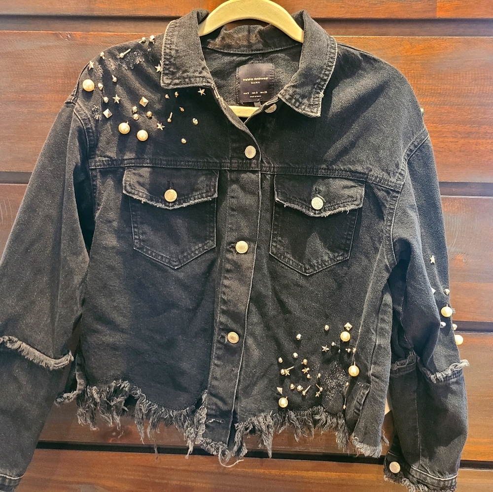 Black Zara denim jacket